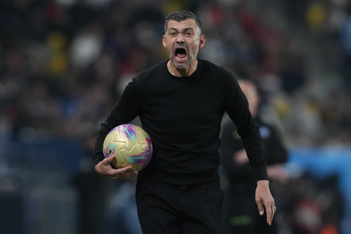 L'allenatore del Milan Sergio Conceiçao durante la finale di Supercoppa Italia contro l'Inter